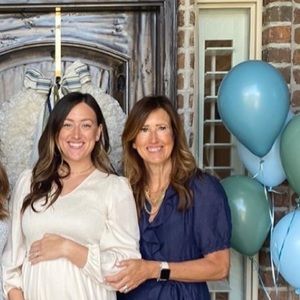 Meet your Posher, Dana